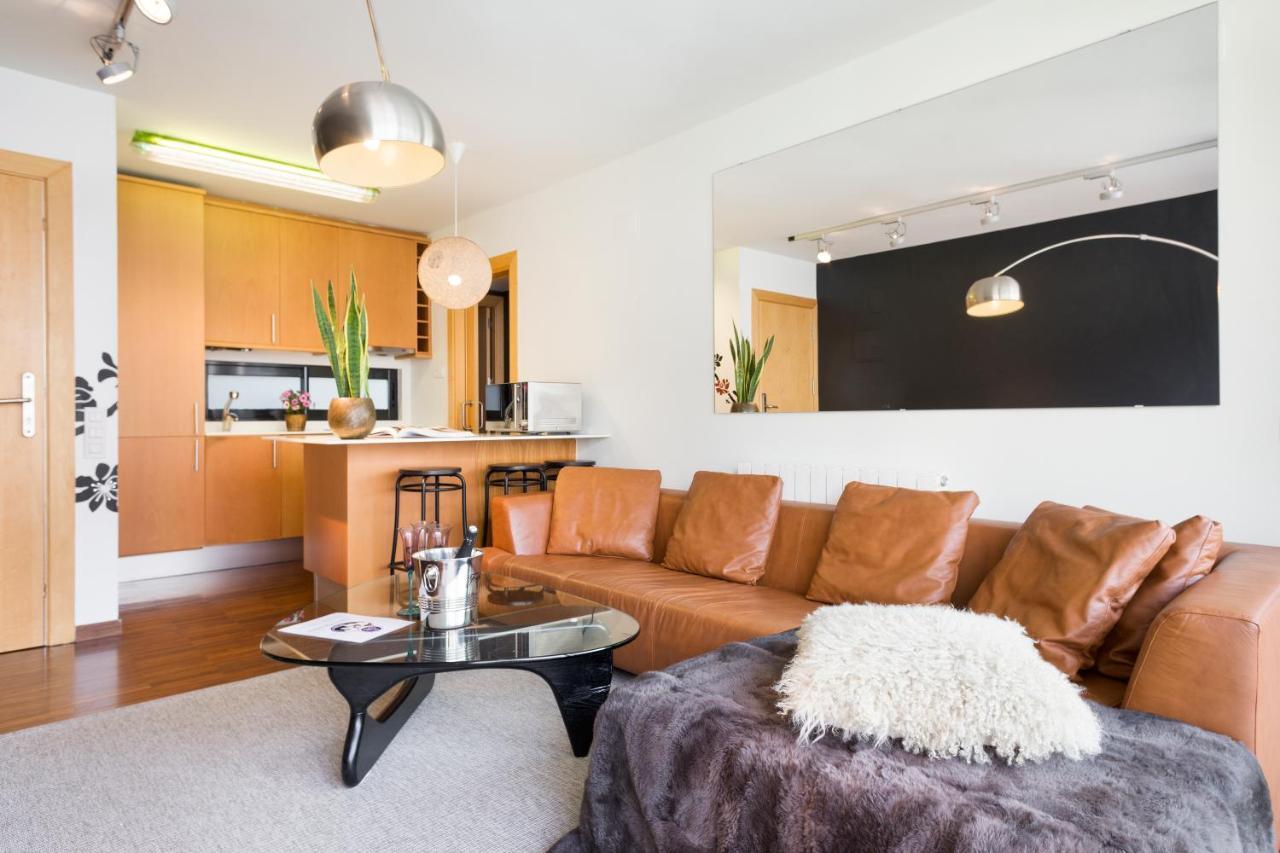 Apartment Barcelona Rentals - Sarria Apartments Near Center Exteriör bild