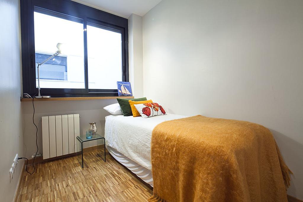 Apartment Barcelona Rentals - Sarria Apartments Near Center Exteriör bild